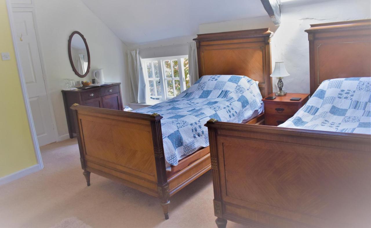 Norton House Bed & Breakfast & Cottages Whitchurch  ภายนอก รูปภาพ